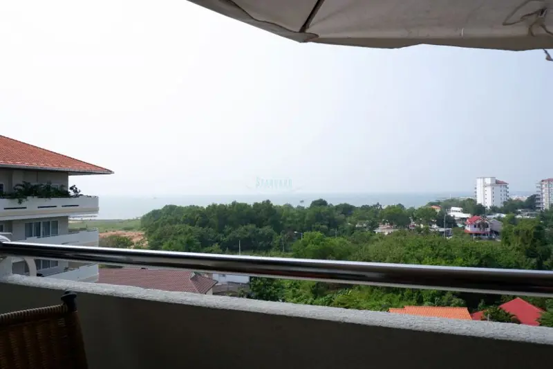 Royal Residence 1 Condominium for Sale in Na Jomtien