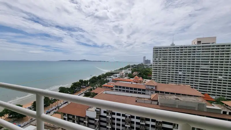 View Talay 7 Beachfront Condominium for Rent in Jomtien