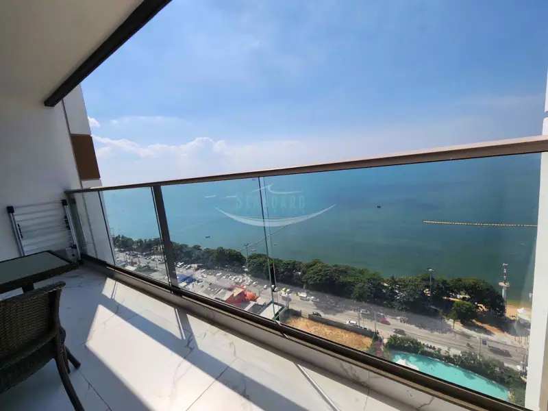 Copacabana Beach Condominium for sale in Jomtien beach