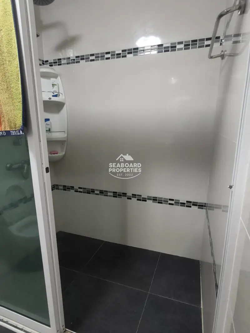View Talay 6 En-Suite Bathroom Walk-In Shower by Seaboard Properties