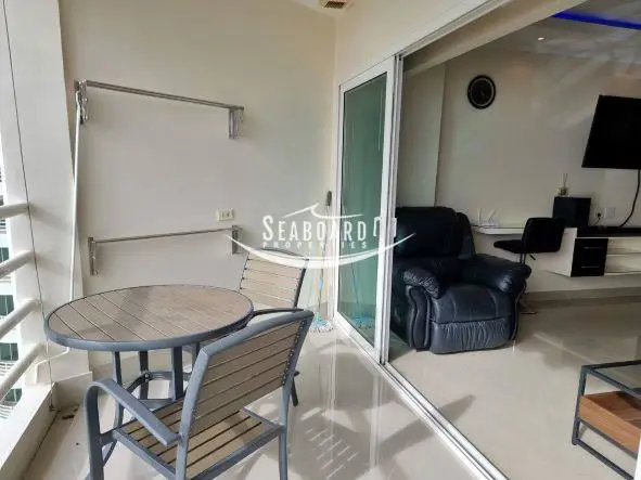 View Talay 7 Seaview Balcony