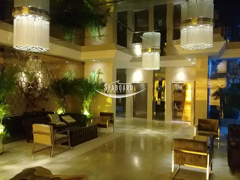Grand Lobby & Welcoming Spaces
