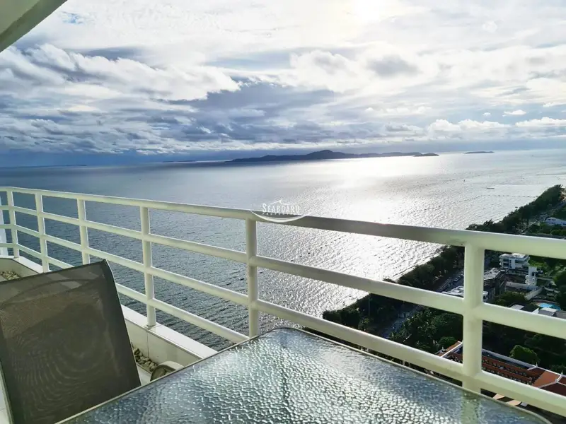 View Talay 7 Condo Seaview balcony