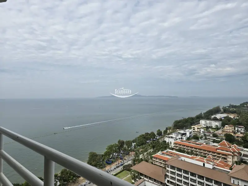 Ocean View Condo for sale in Jomtien