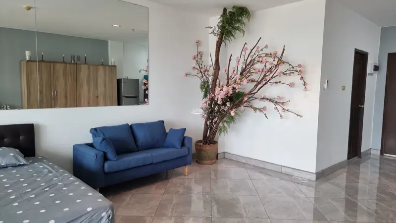 Studio Apartment Rent & Sale Jomtien Beach