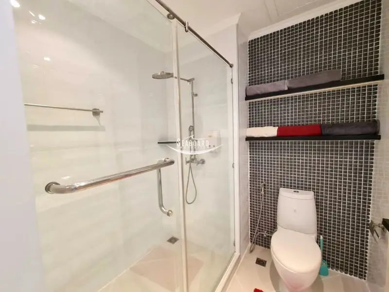 Bathroom View Talay 7 Beachfront Condo Jomtien Beach Pattaya