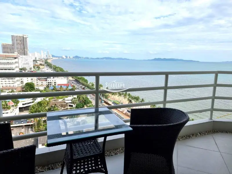 Beachfront Condo Jomtien Beach