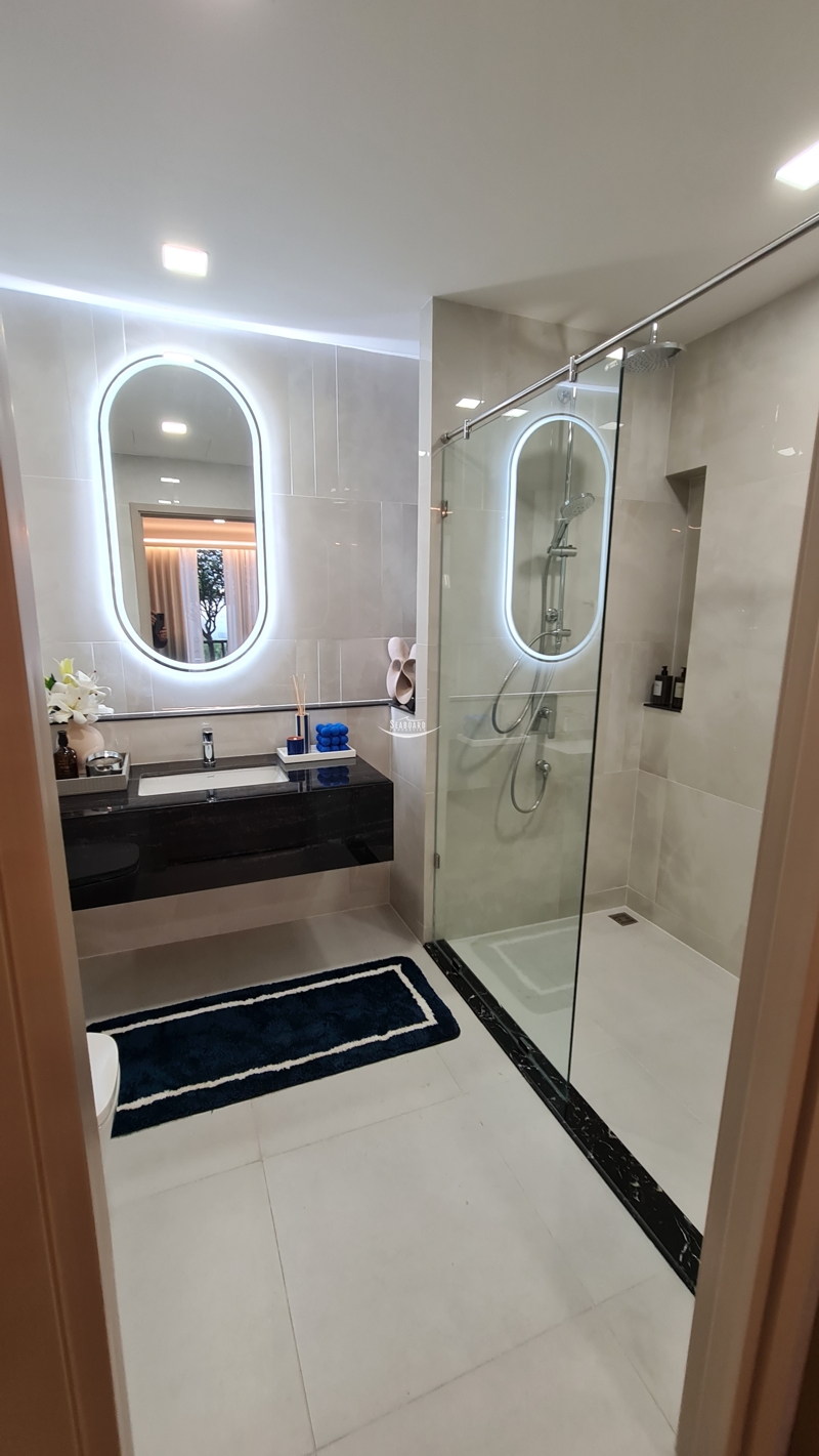 Aquarous Condo Jomtien Beach upscale bathroom 