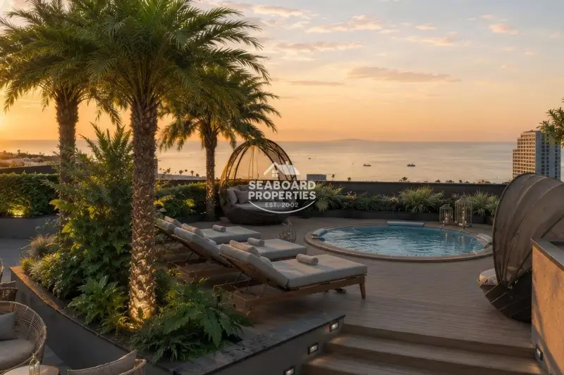Level Pratumnak Pattaya - Sky Pool Deck with Panoramic Ocean View