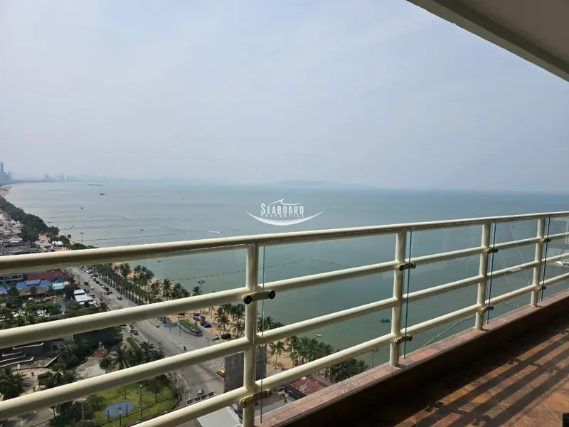 Large Balcony Sea View Condo in View Talay Condo 7