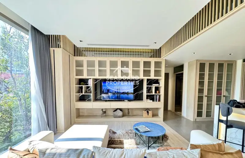 Skypark Lucean Jomtien Sophisticated Living Area with Elegant Interior