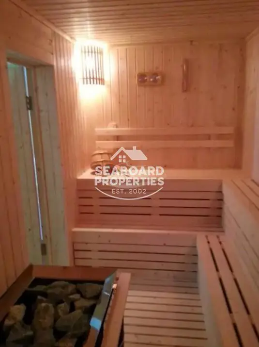 Novana Residence Pattaya Wooden Sauna Room Facilities
