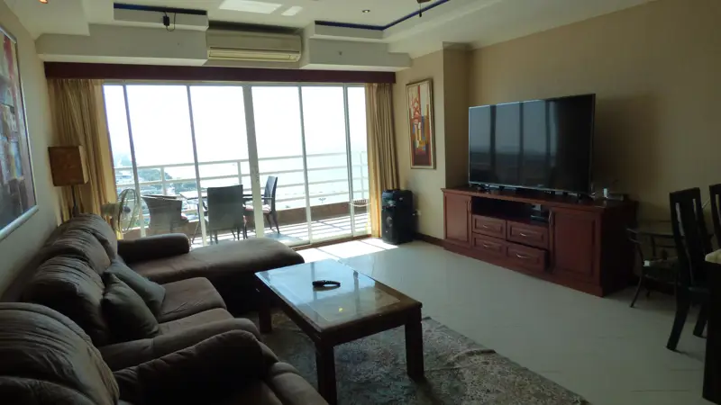 Living room condo for rent in Jomtien