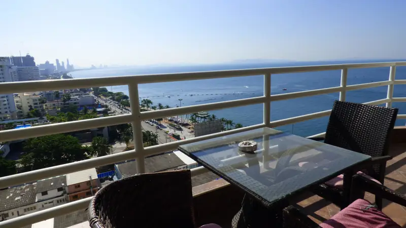 View Talay 7 Beachfront Condo Pattaya