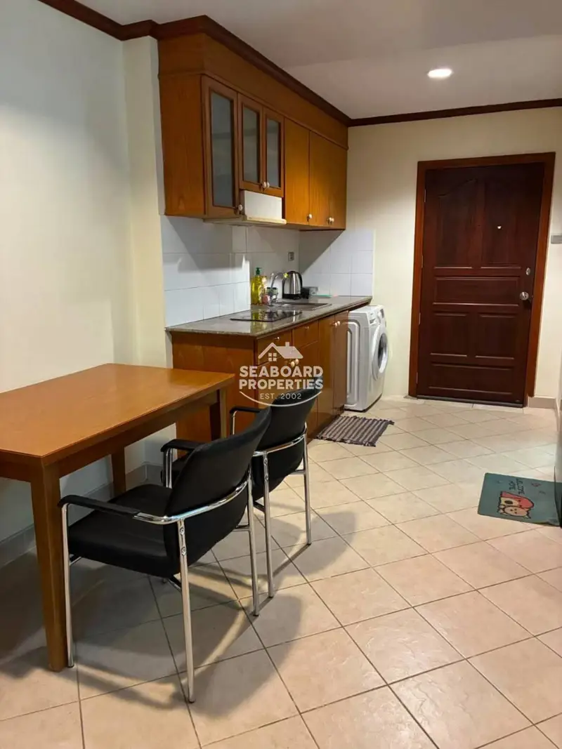 View Talay 2 Condominium - Kitchenette & Entrance Area