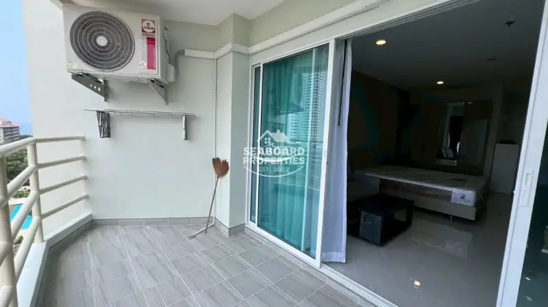 View Talay 5 D Condominium Jomtien Covered Balcony Area & Balcony Sliding Glass Door 