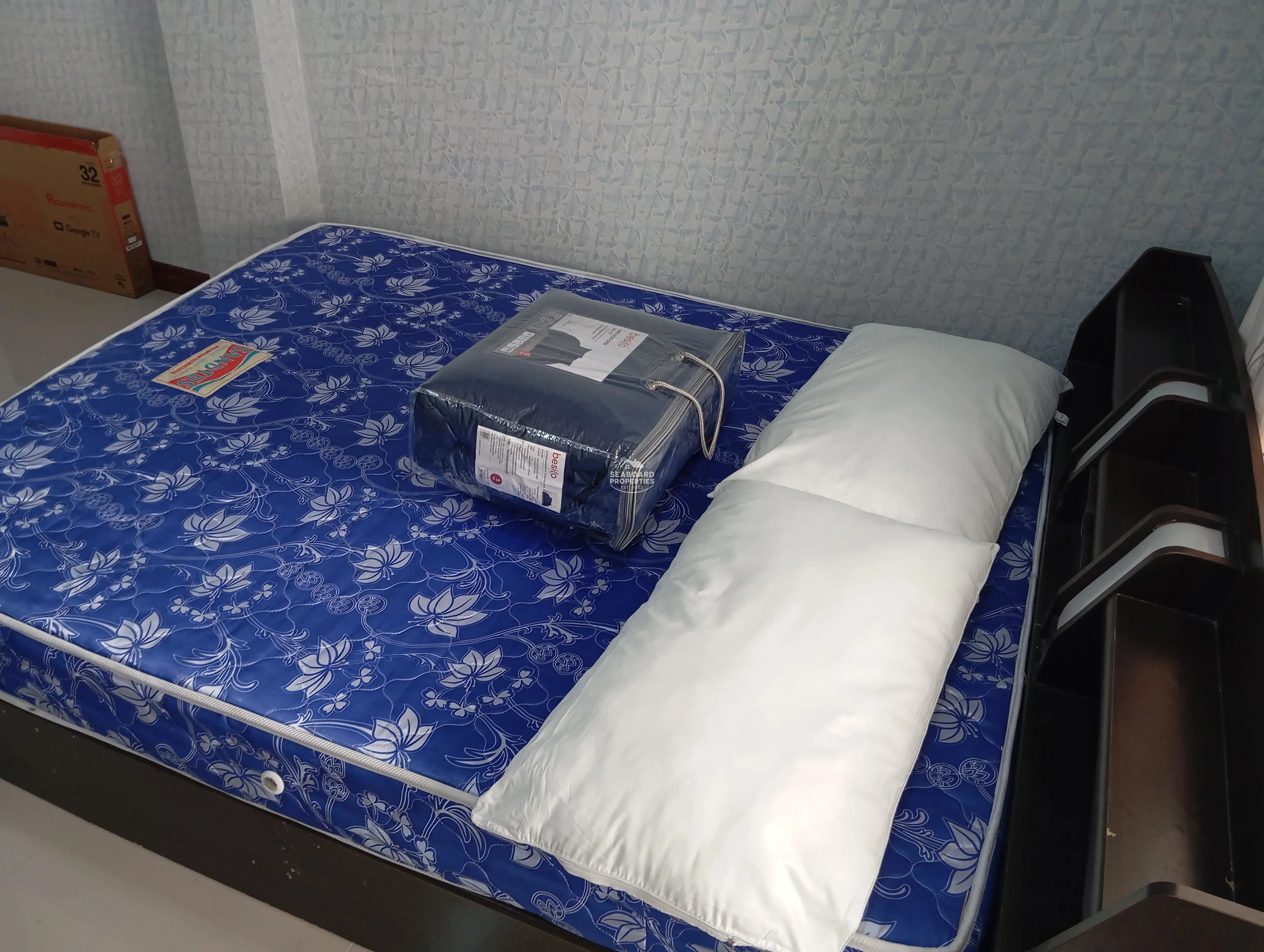 Nirun Grand Ville Condominium Bed Setup