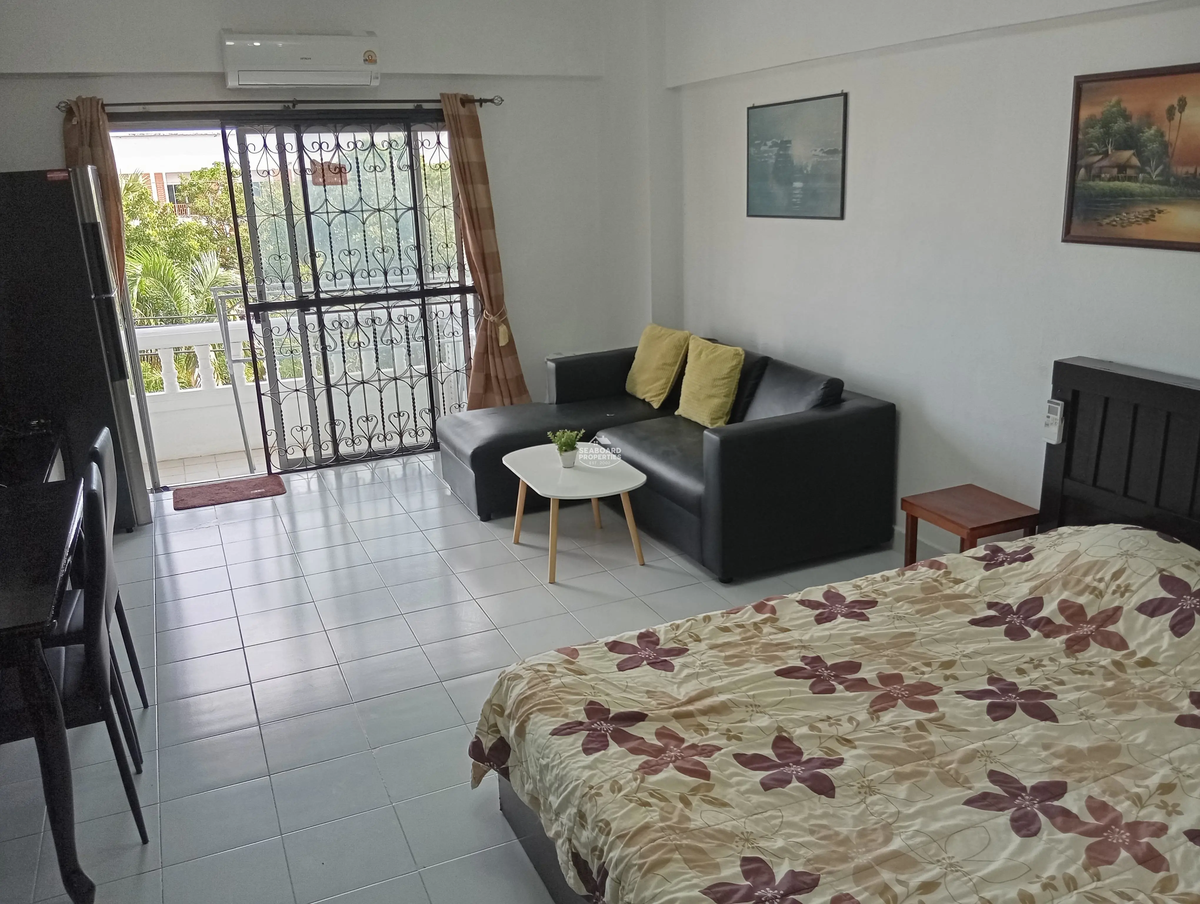 Nirun Grand Ville Condominium Living Dining Area | Condo for Rent