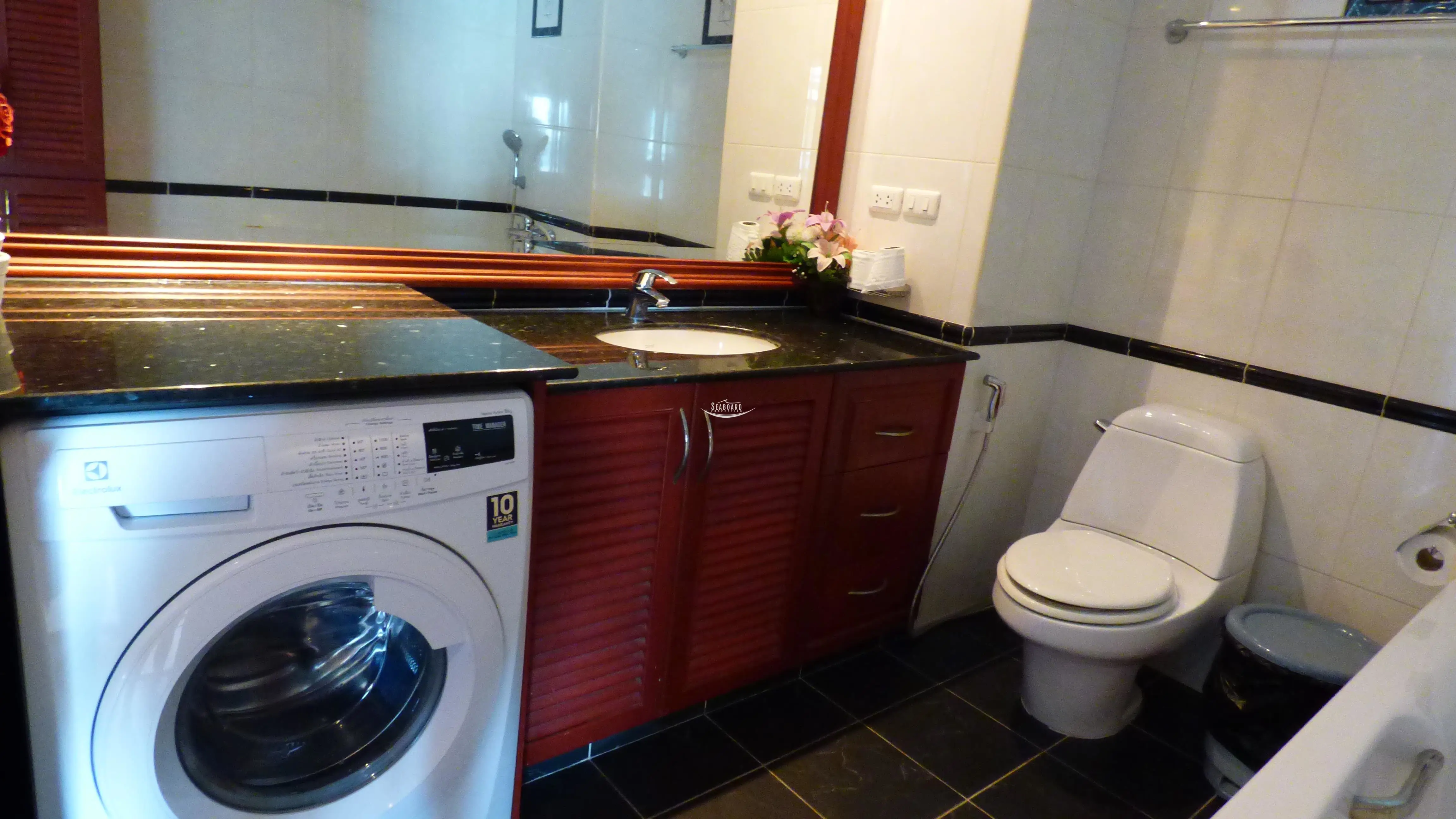 Bath Room in Jomtien for rent.