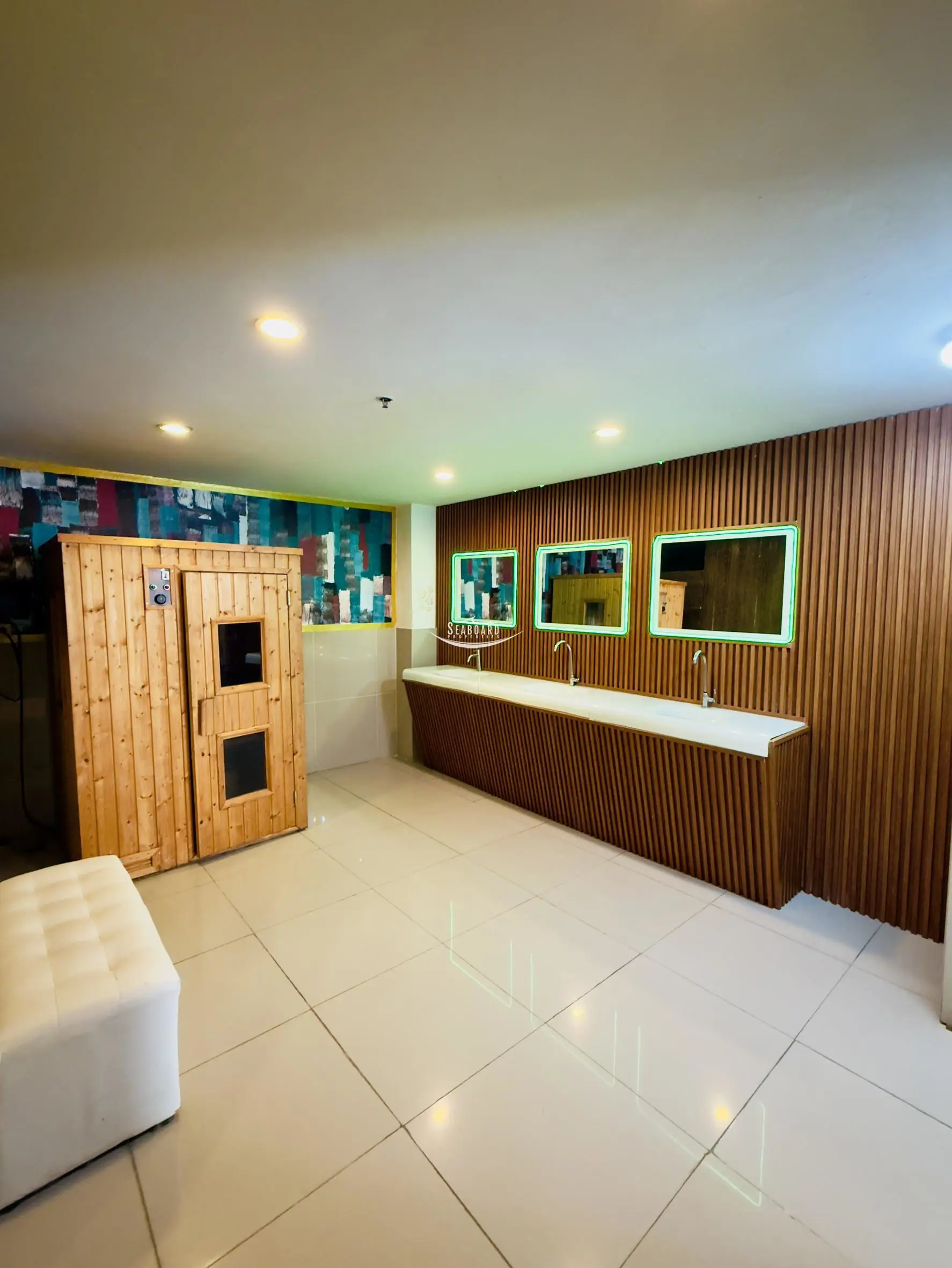 The Twin Tower Condominium for rent in Jomtien 