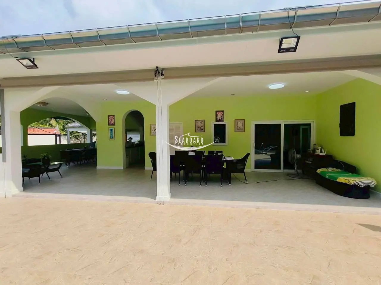 Relaxing Poolside Veranda & Seamless Indoor-Outdoor Flow