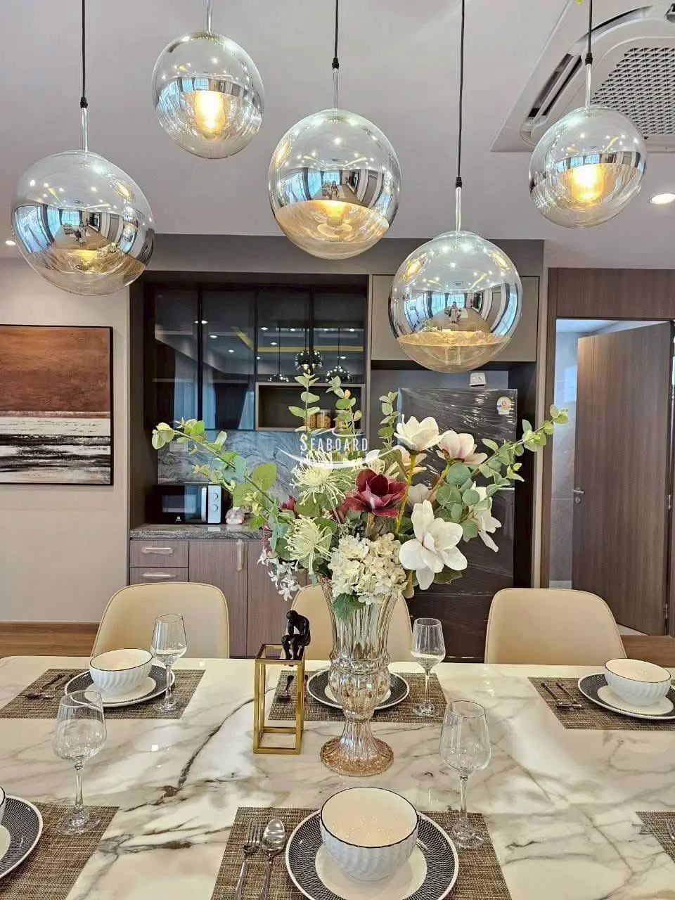 luxury-real-estate-pattaya-villa-interiors