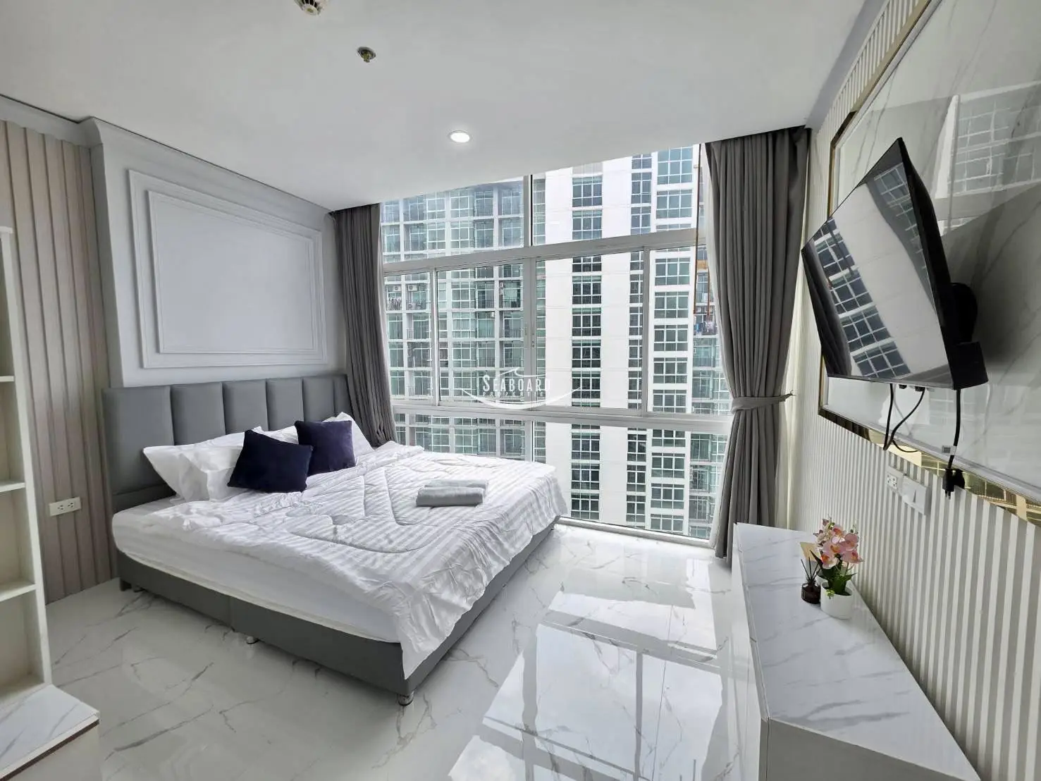 The Twin Tower Condominium for rent in Jomtien 