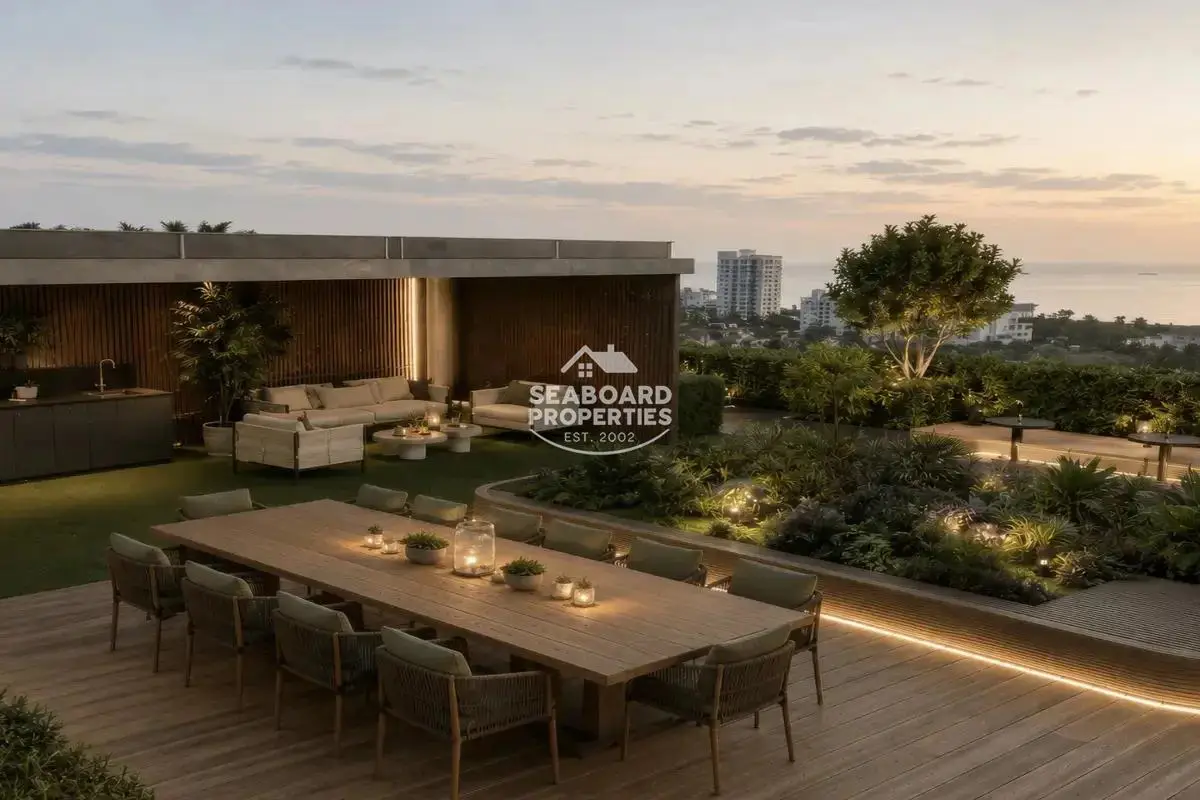Level Pratumnak - Rooftop Lounge & Outdoor Dining Terrace