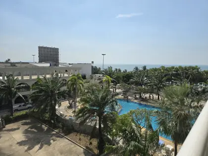 View Talay Condo 7 communal swimming pool