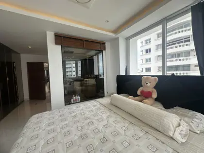 Jomtien Complex Condo Sale
