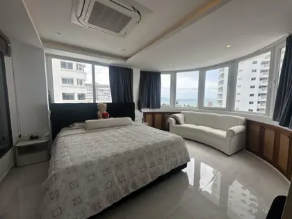 Jomtien Complex Condo Sale