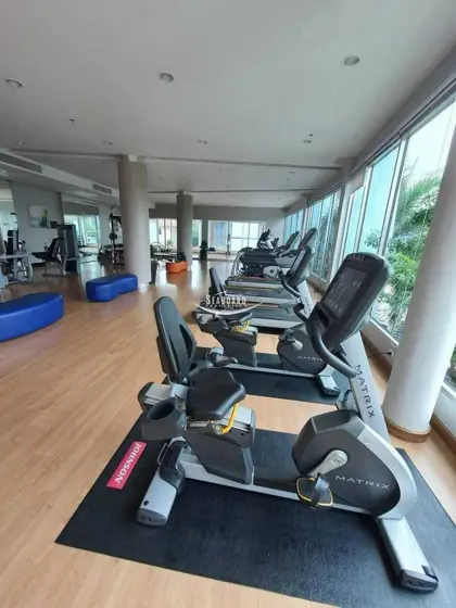 Panoramic Sky Gym & Fitness Center with Floor-to-Ceiling Views
