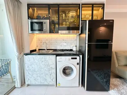 The Riviera Monaco Na Jomtien Kitchen Counter & Washing Machine Space