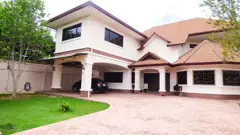 Lakeside View Court 1 House with private pool for Sale in East Pattaya