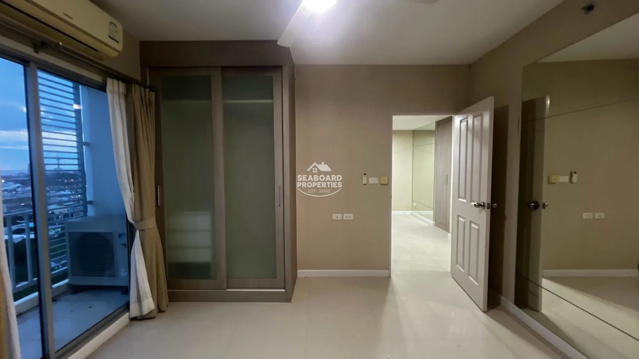 Unicca Condominium Comfortable Bedroom with Built-in Wardrobe