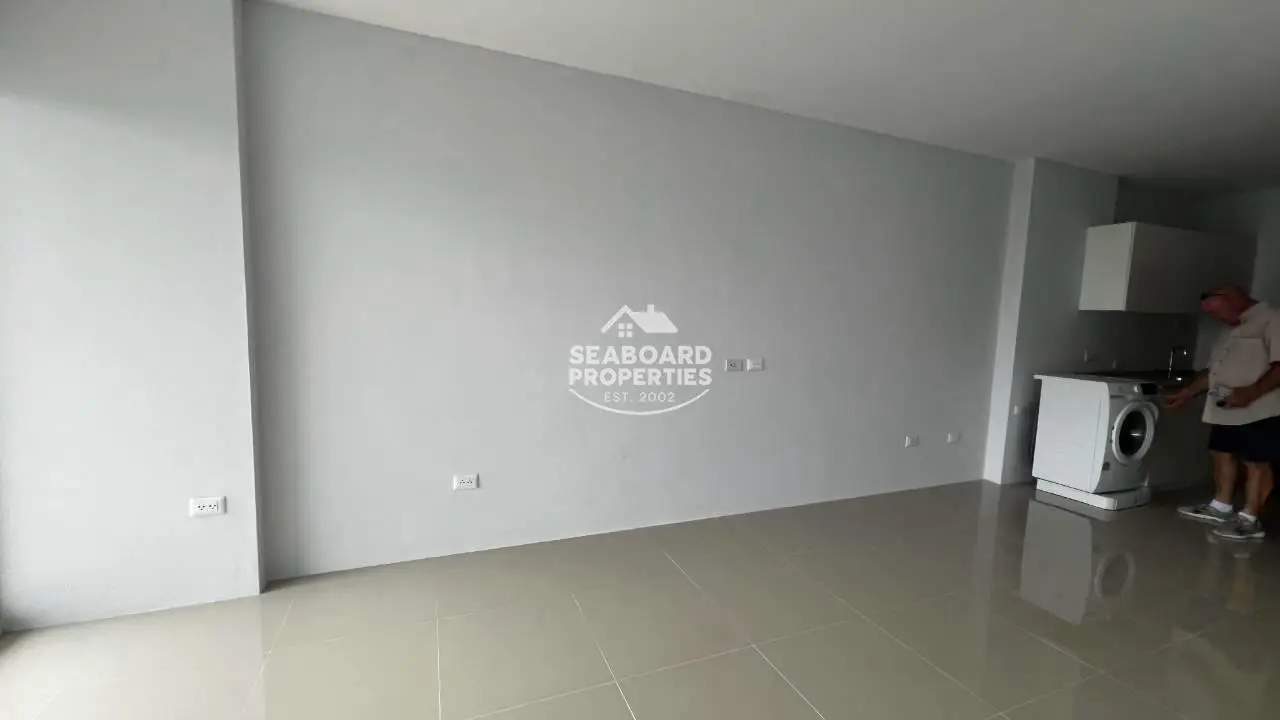 View-Talay-5-Empty-Living-Space