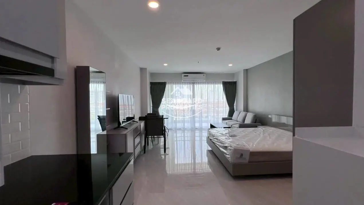 View Talay 5 D Condominium Jomtien Studio Bedroom Area & Window Lighting | Pattaya Property