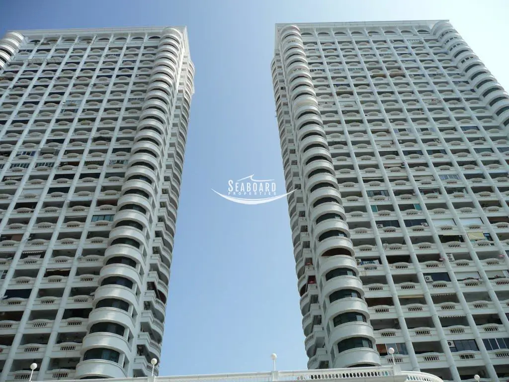 Jomtien Complex 2 Bedroom Condo for Sale in Foreign Ownership