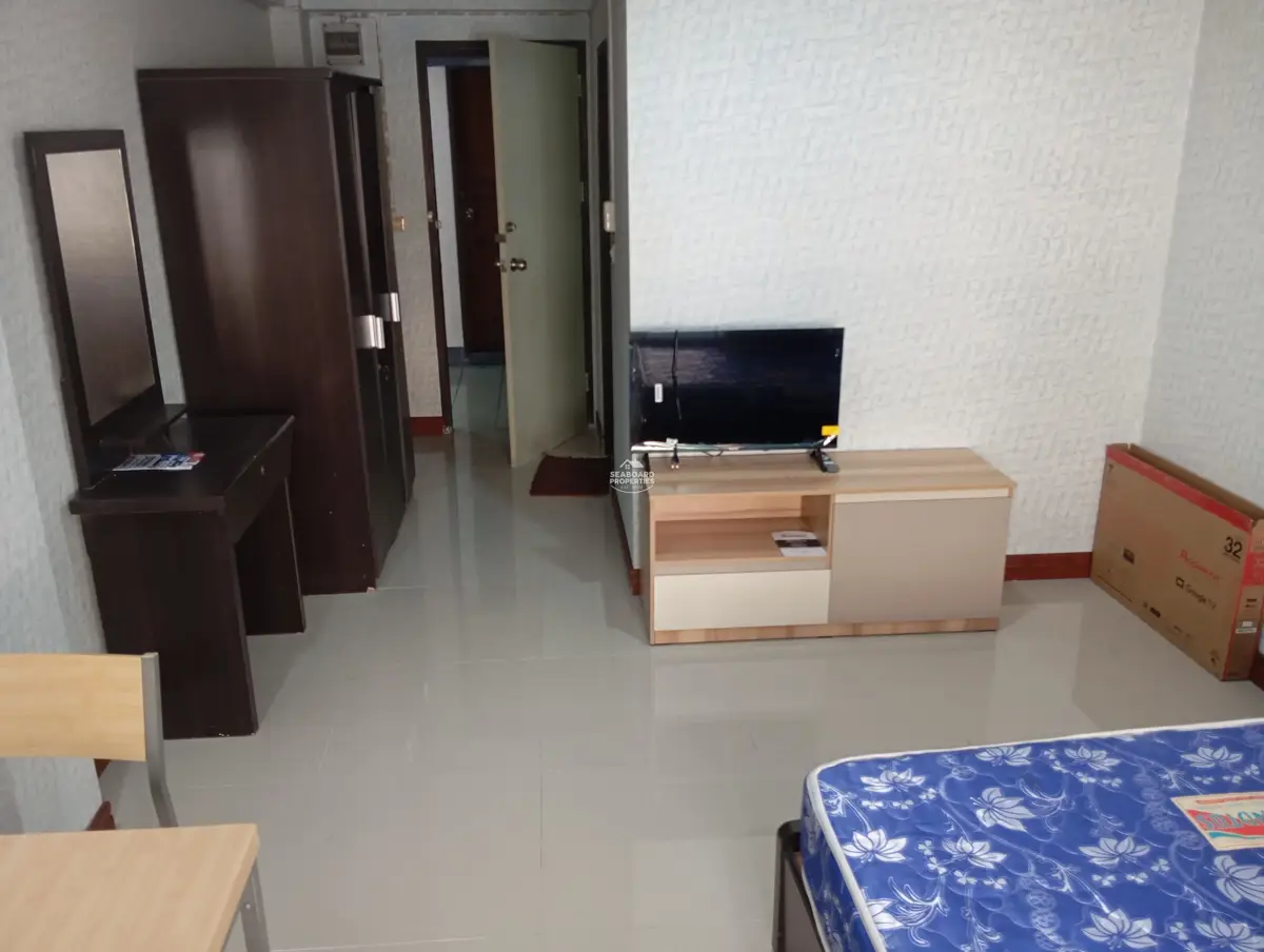 Nirun Grand Ville Condominium Living Room