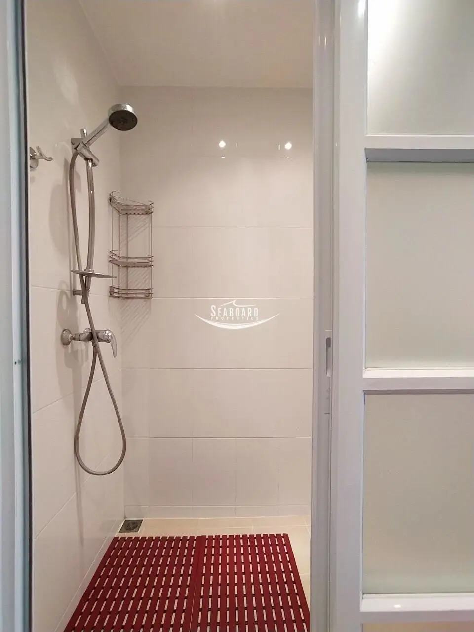 Bathroom in View Talay Condo 7
