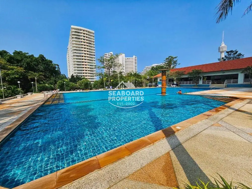 View-Talay-5-Outdoor-Swimming-Pool