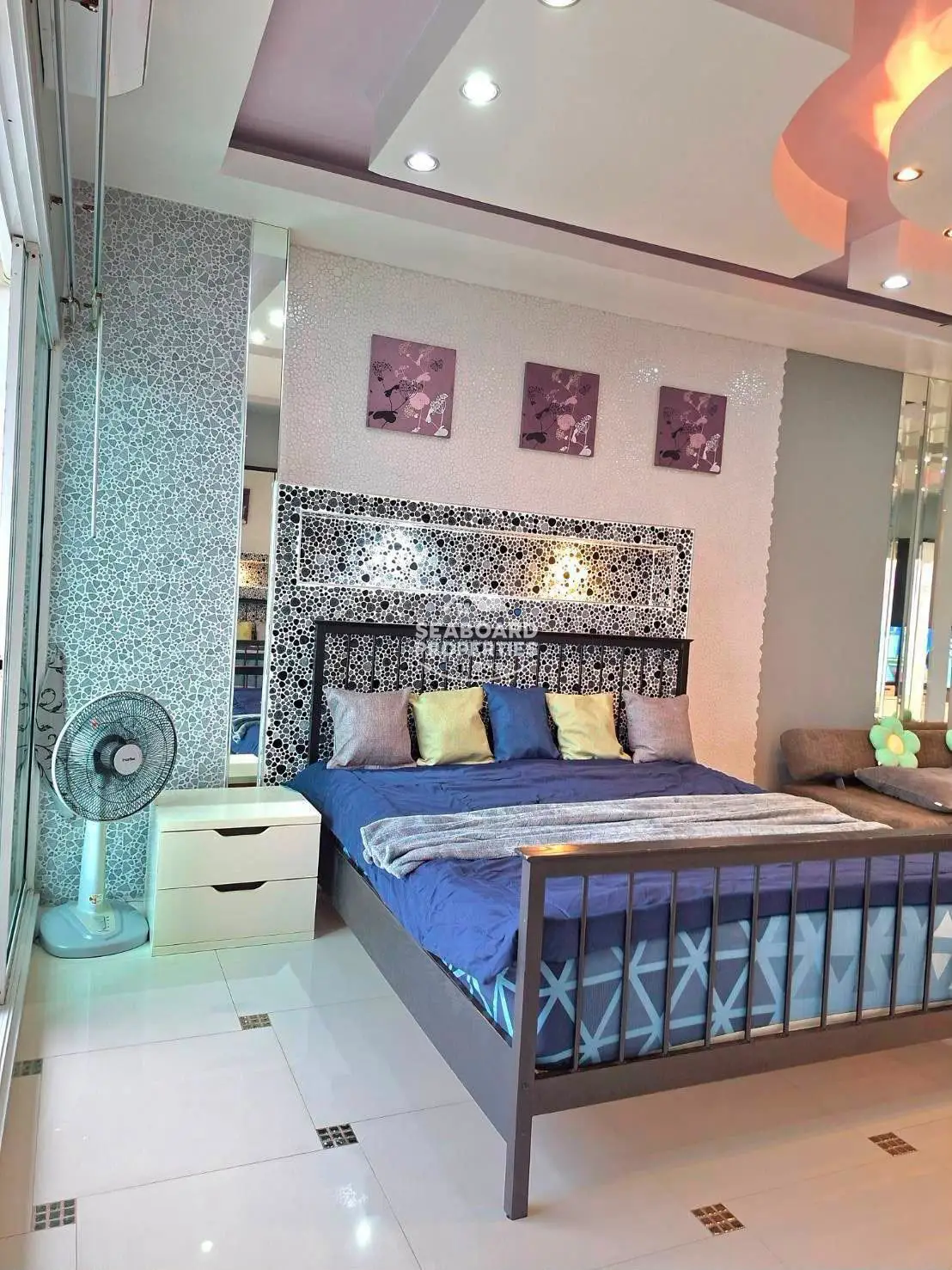 View Talay 5 Condominium Bedroom Setup