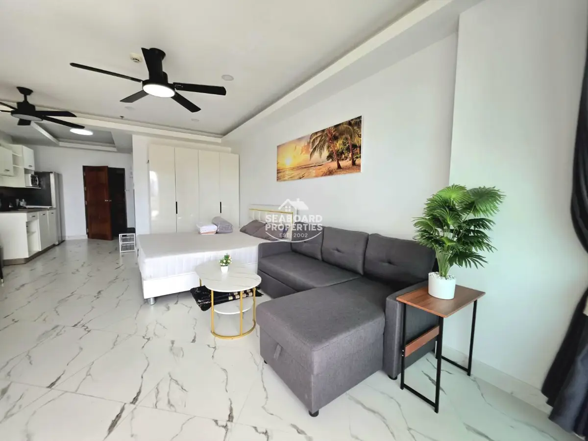 View Talay 5 Condominium Living Room